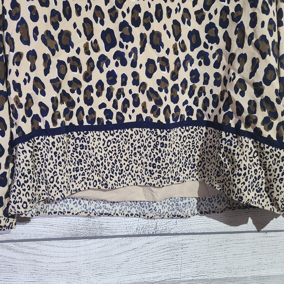Vineyard Vines Leopard Print Women's Top, Size S - Picture 3 of 11